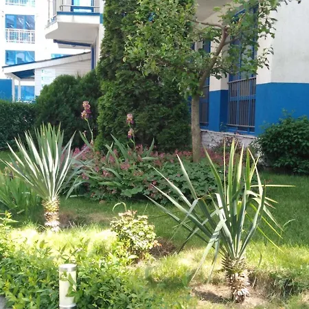 The Blue - In A Complex Next To The By Flаt Manаger Apartment Pomorie